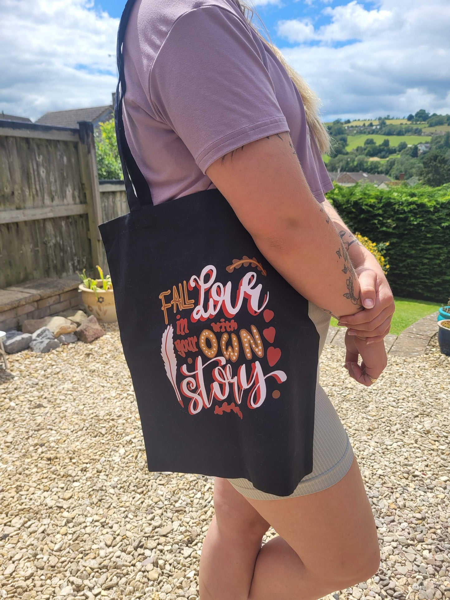 Fall in Love tote bag