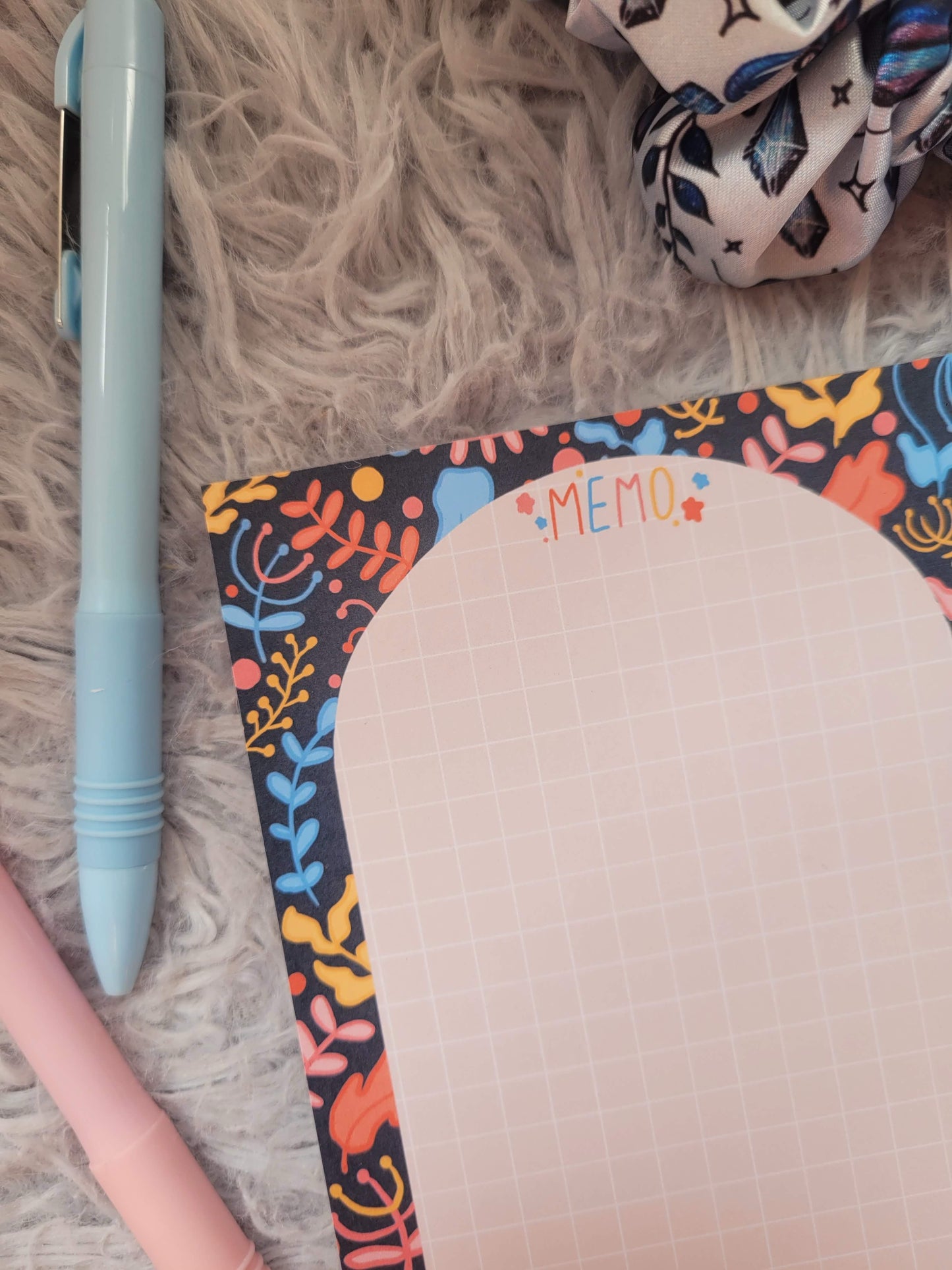 A6 memo notepad floral and stars design