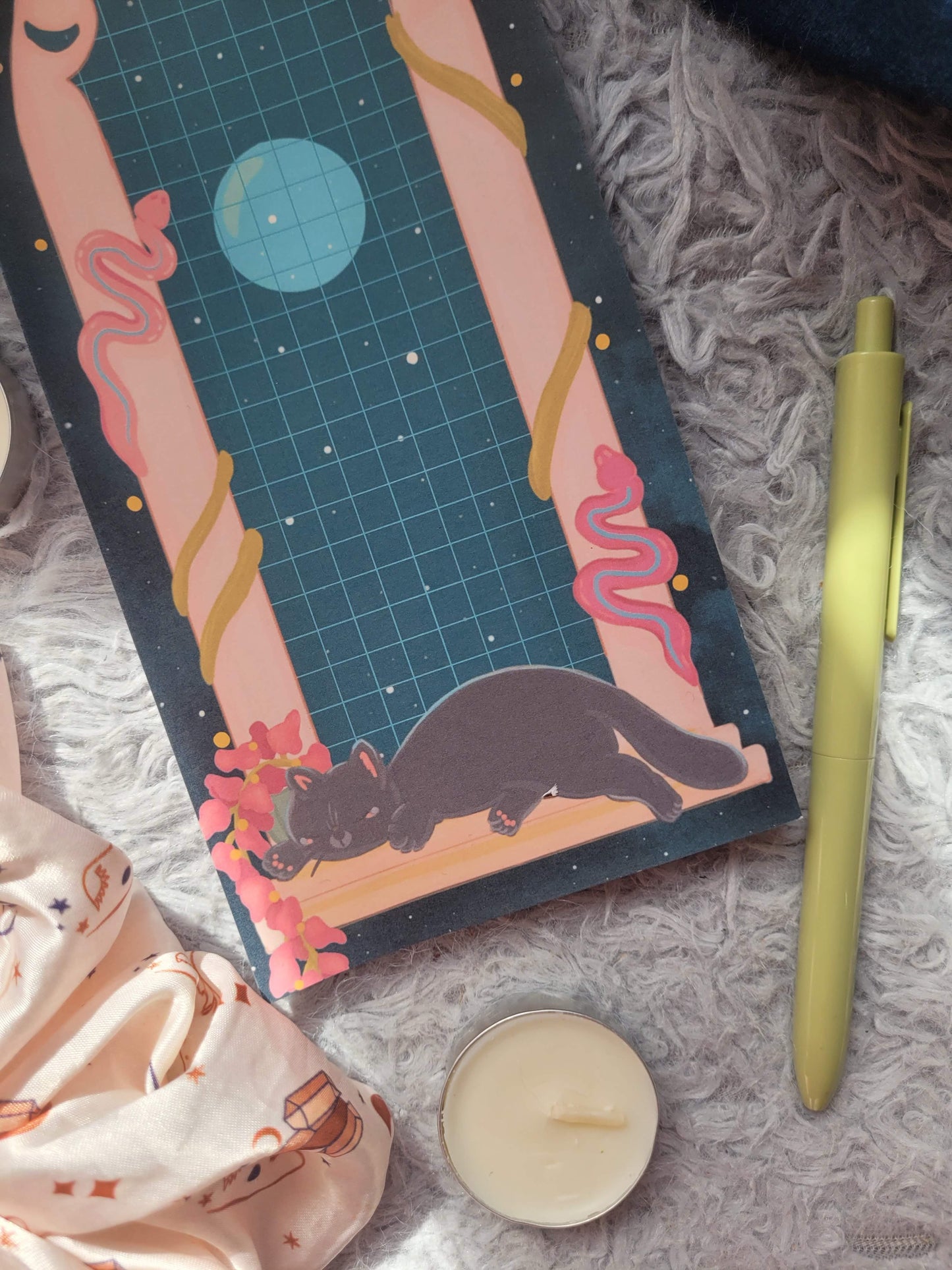 Bella’s moonlit view to do list/ memo pad