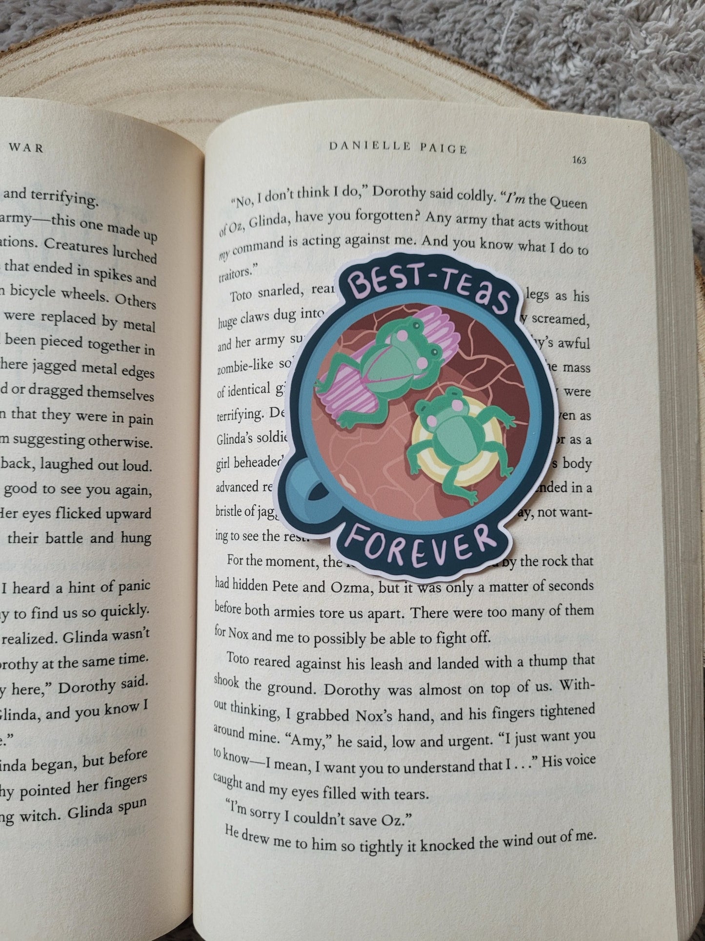 Best-teas frog sticker